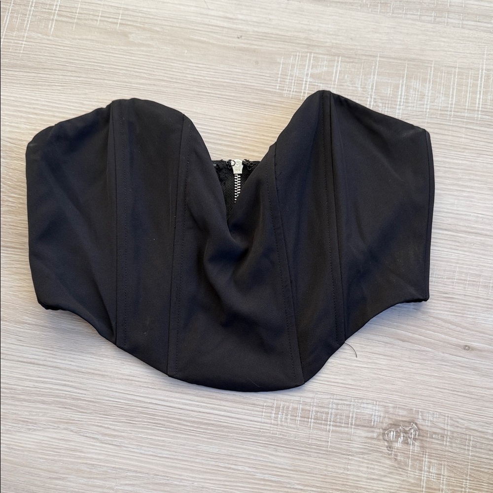 White Fox Black Strapless Corset Bustier Top deep Sweetheart neckline